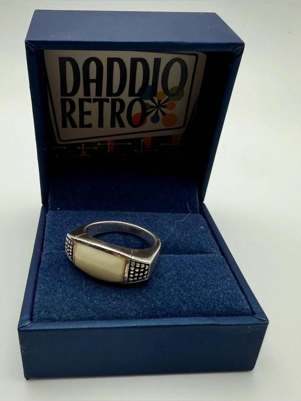 Cream White Stone Ring Sterling Silver 925 Vintage MCM size 6.5 Retro Thermoset